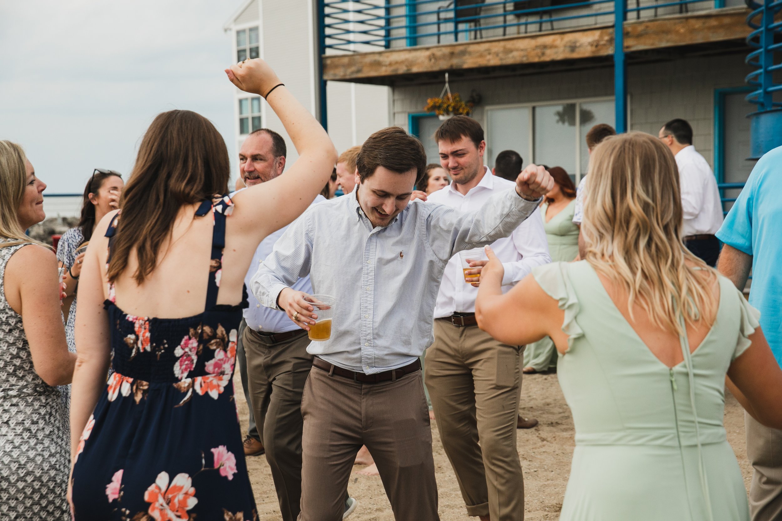 Sara+ZackSneakPeek-84.jpg