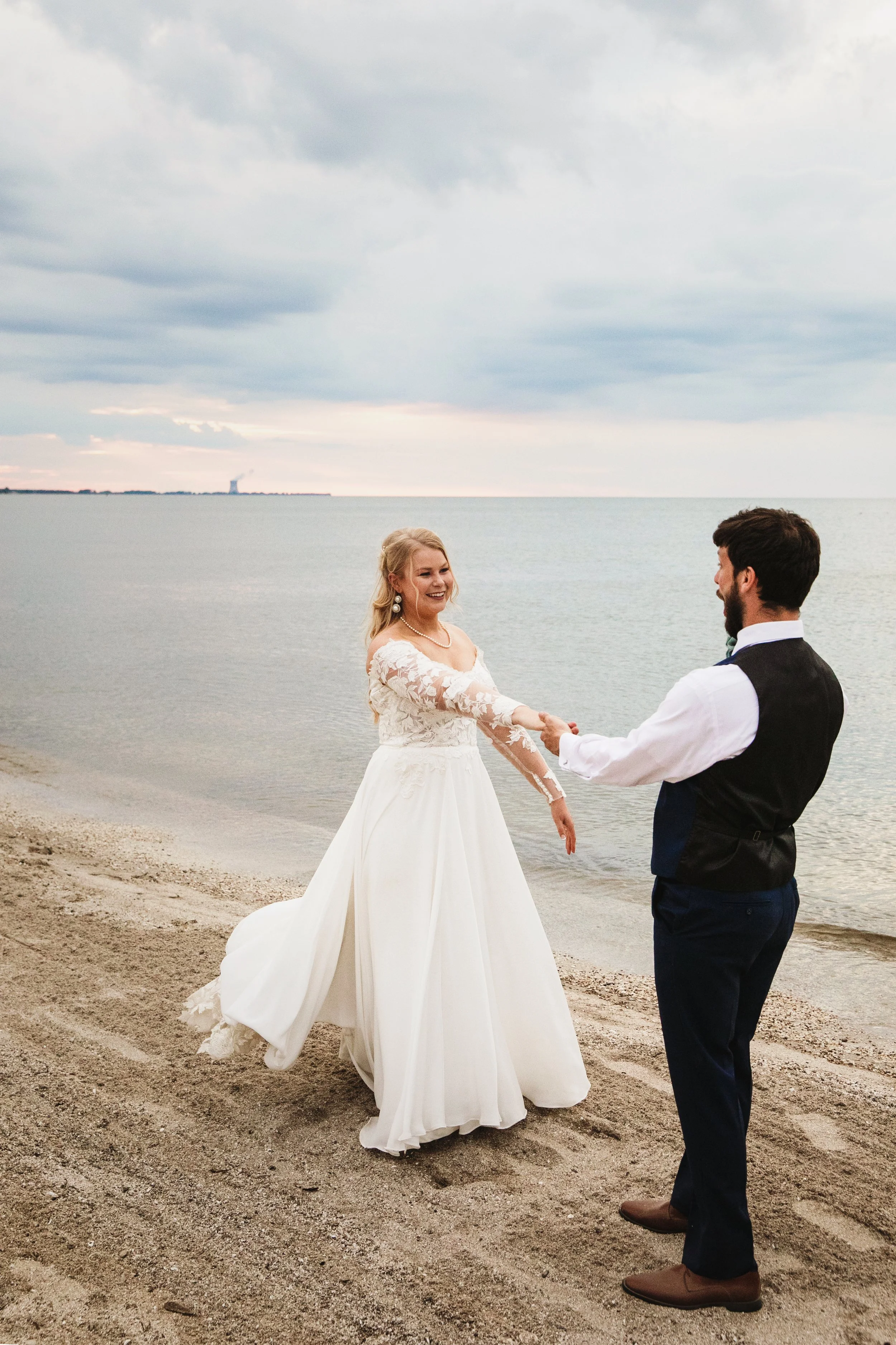 Sara+ZackSneakPeek-93.jpg