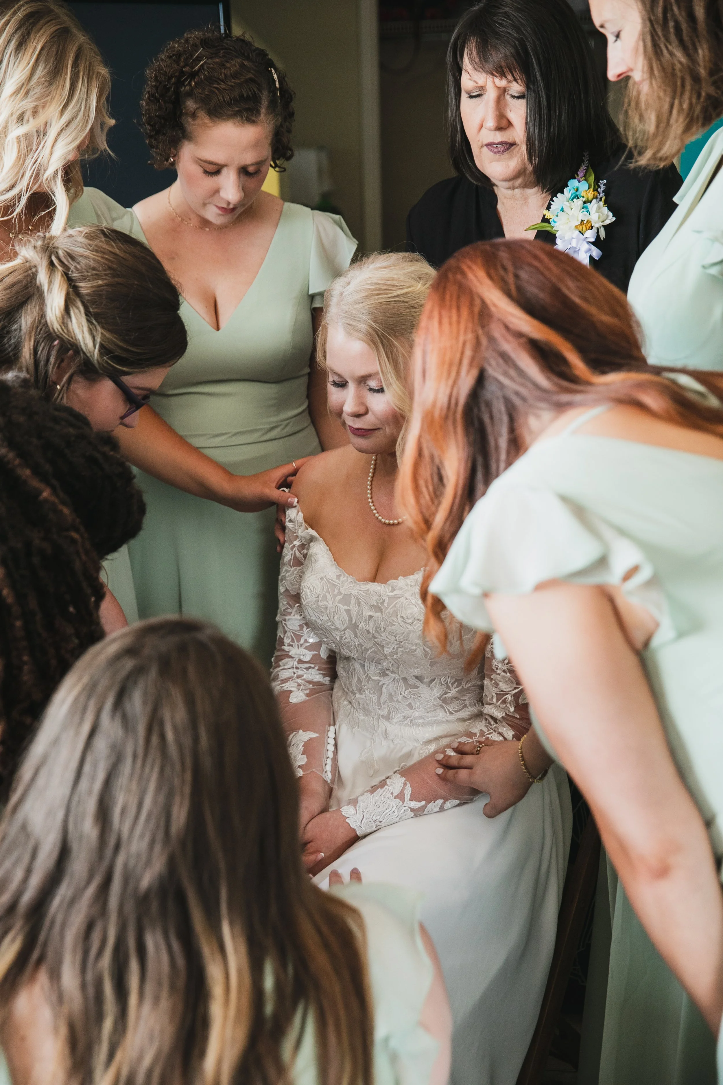 Sara+ZackSneakPeek-41.jpg