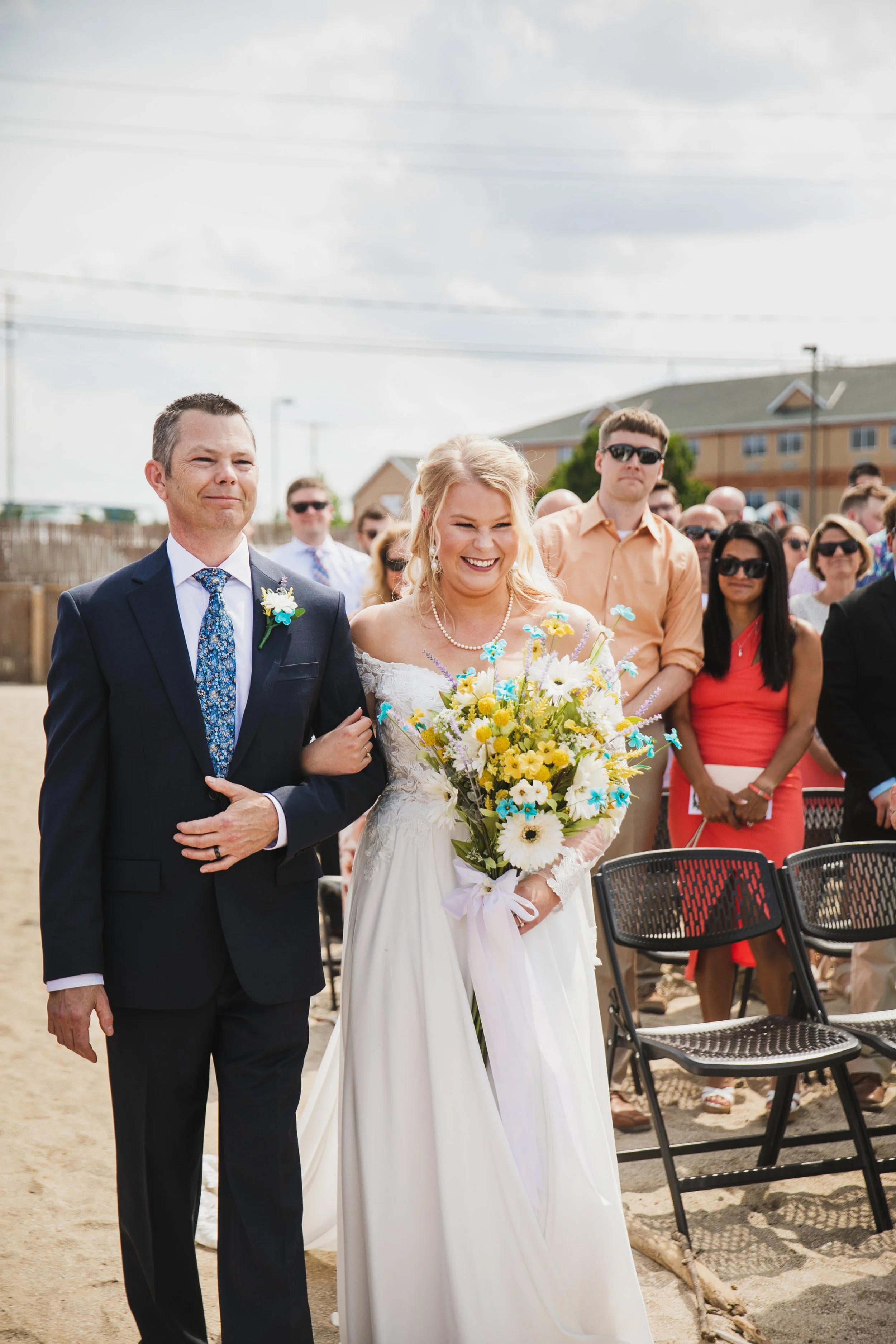 Sara+ZackSneakPeek-44.jpg