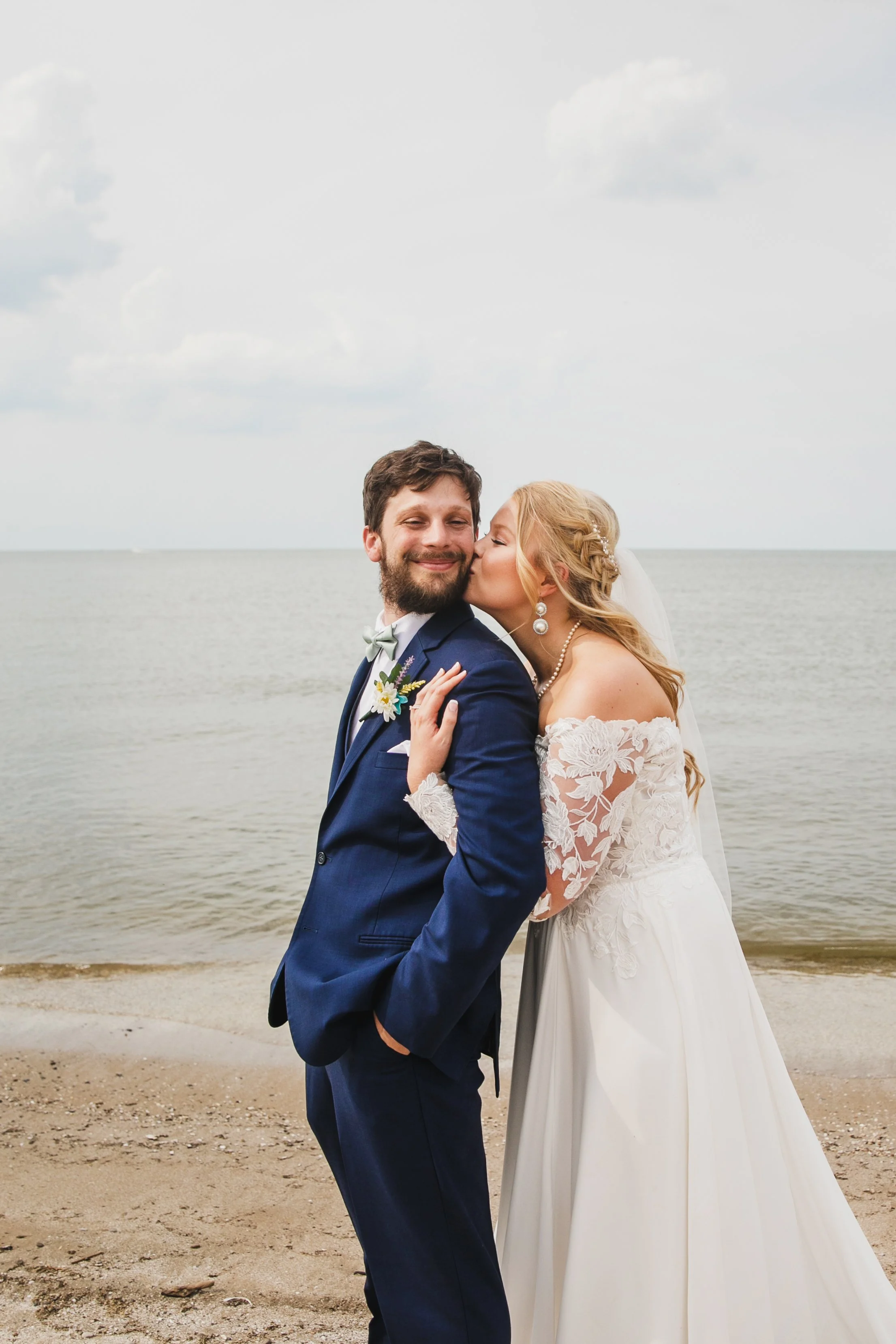 Sara+ZackSneakPeek-65.jpg