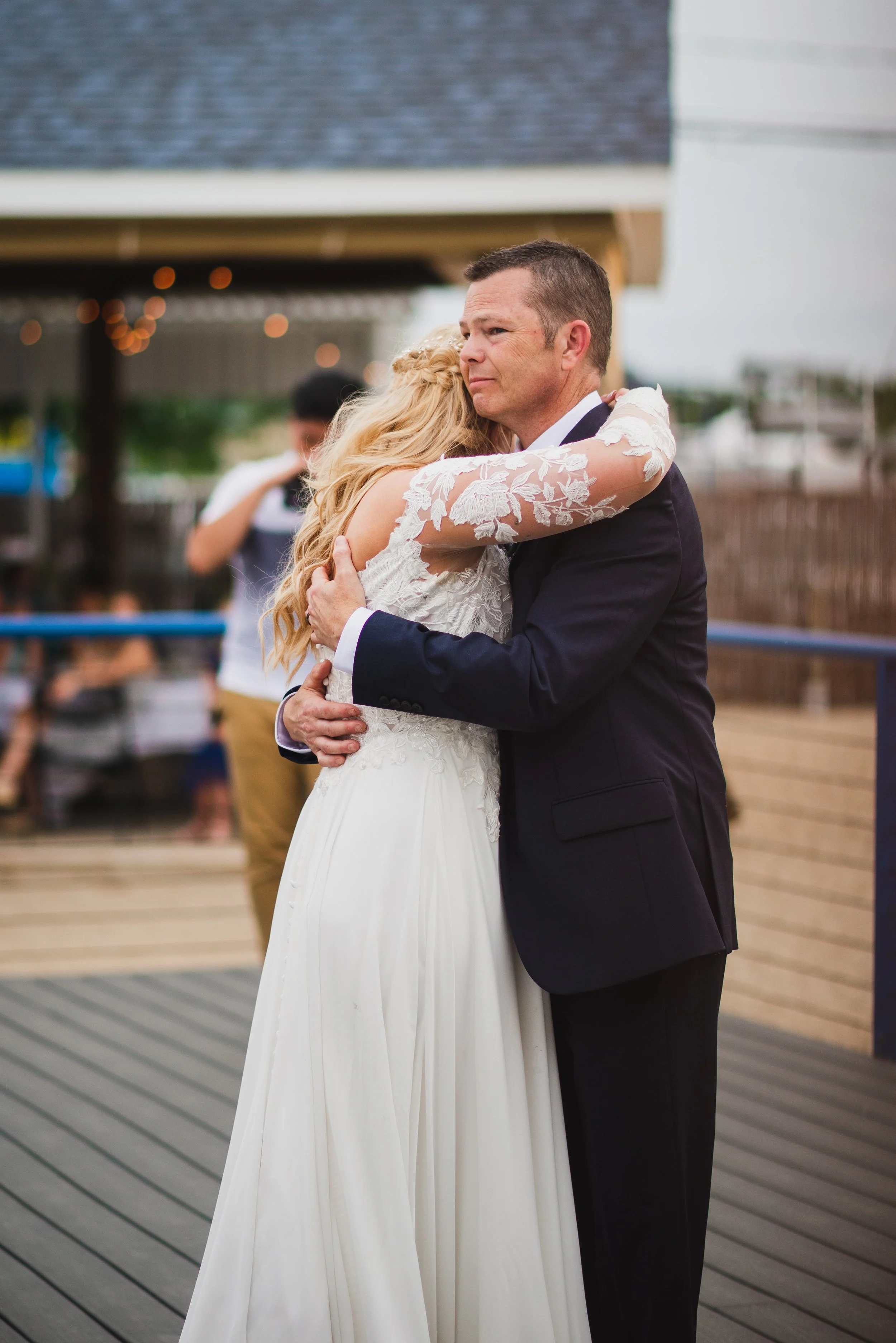 Sara+ZackSneakPeek-78.jpg