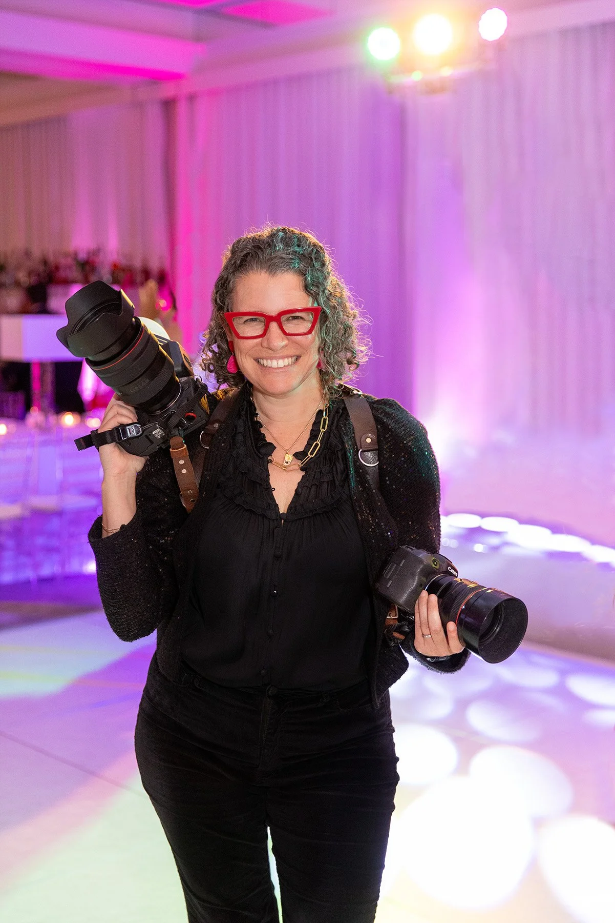 Hi I'm Stephanie and I'm excited to create meaningful photos for you!