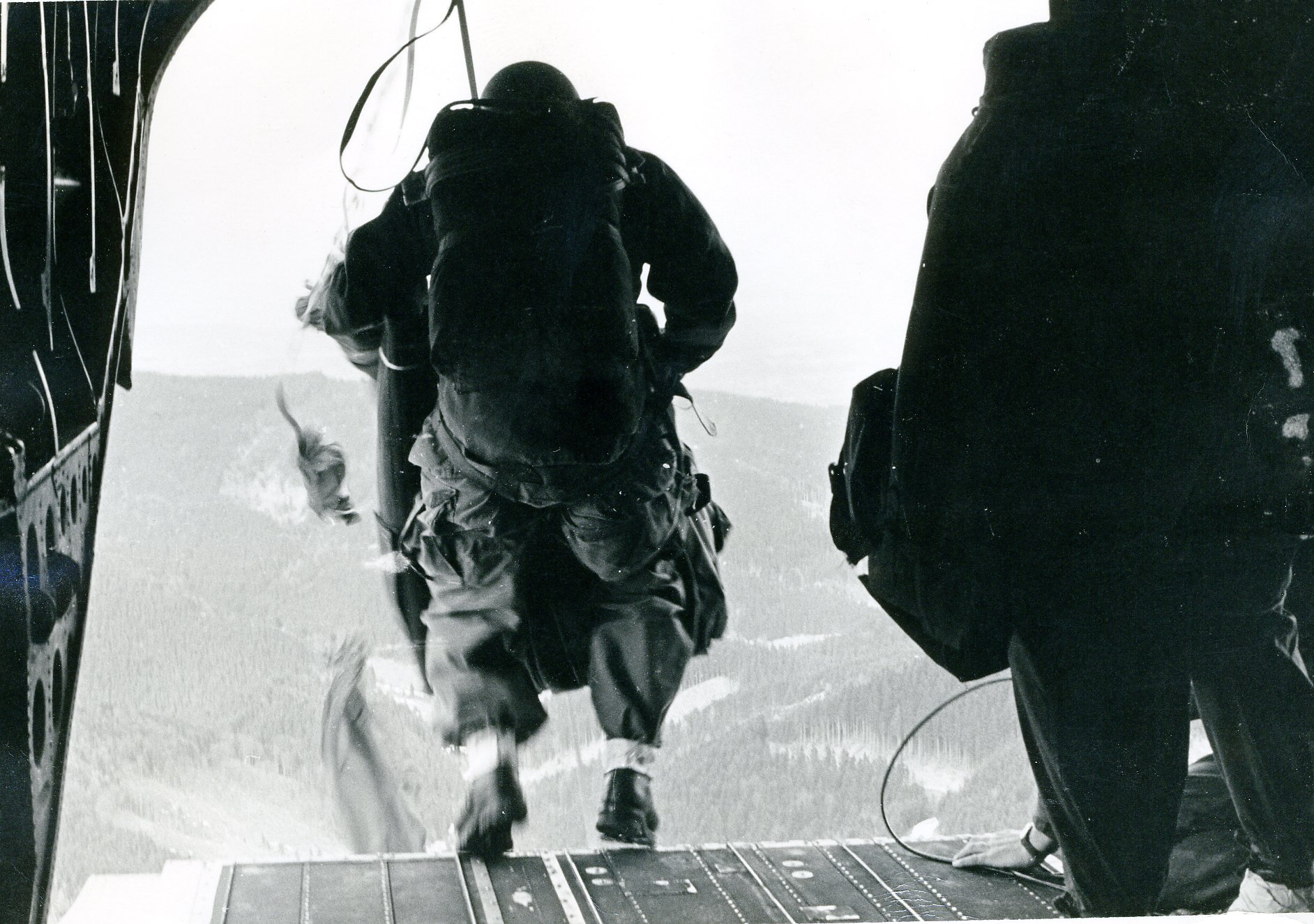 ch47jump.jpg