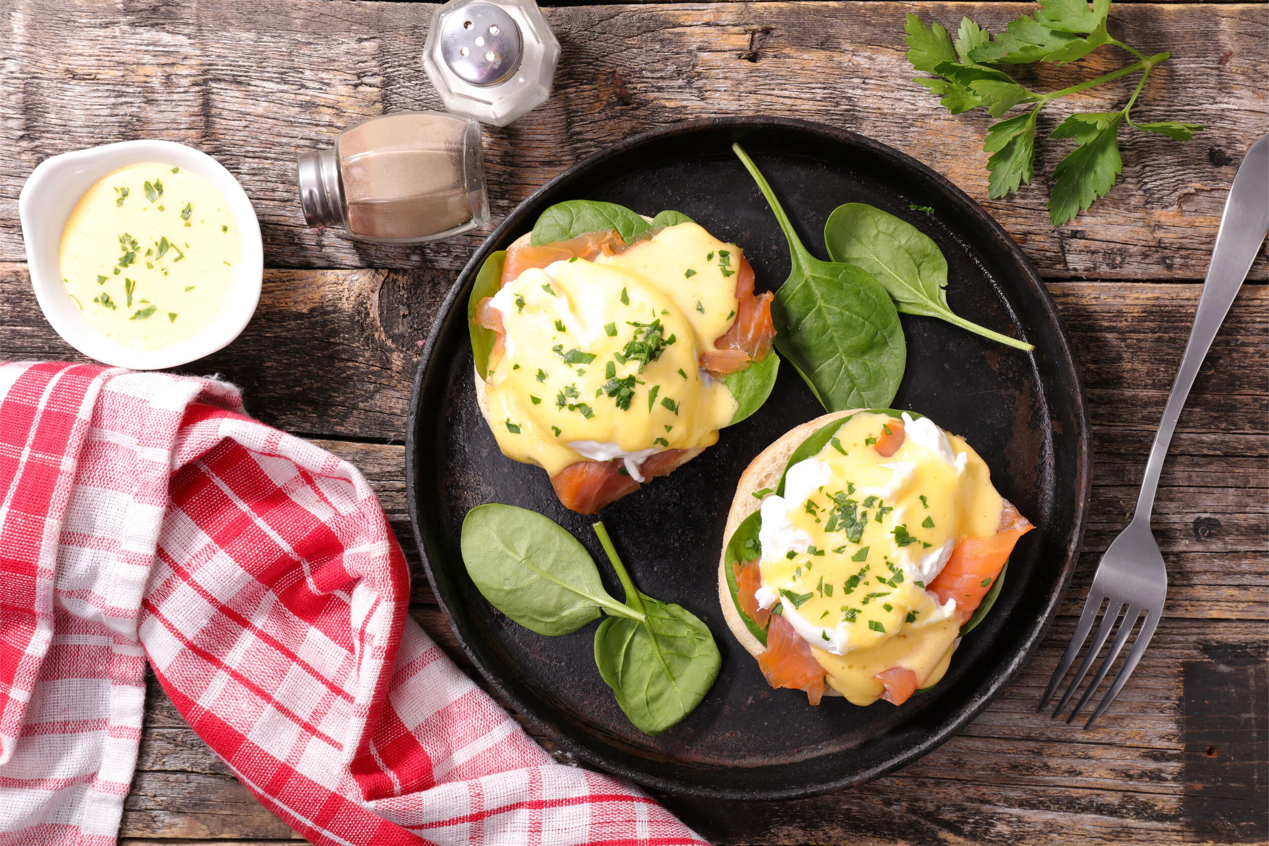 Eggs Benedict With Smoked Salmon Thyme Envy