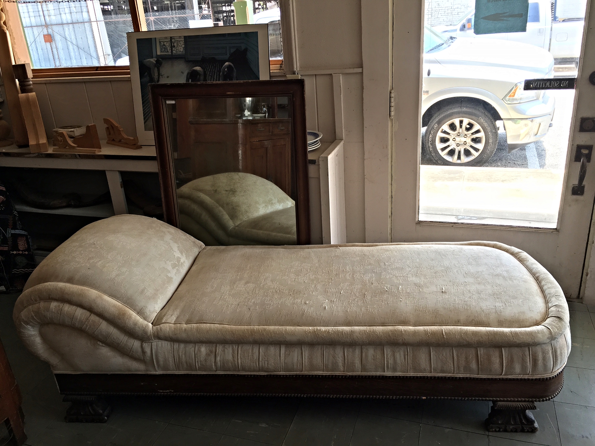 Discovery Architectural Antiques