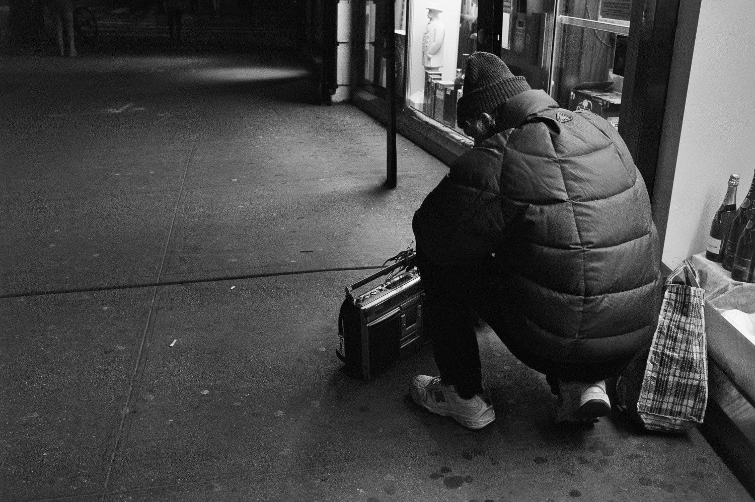 bryllupsfotograf-oslo-destination wedding photographer-morgan sikkerboel-stereosaint-leica-monochrom-street photography-28.jpg