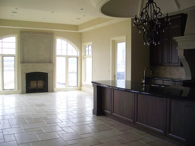 #111 kitchen.jpg