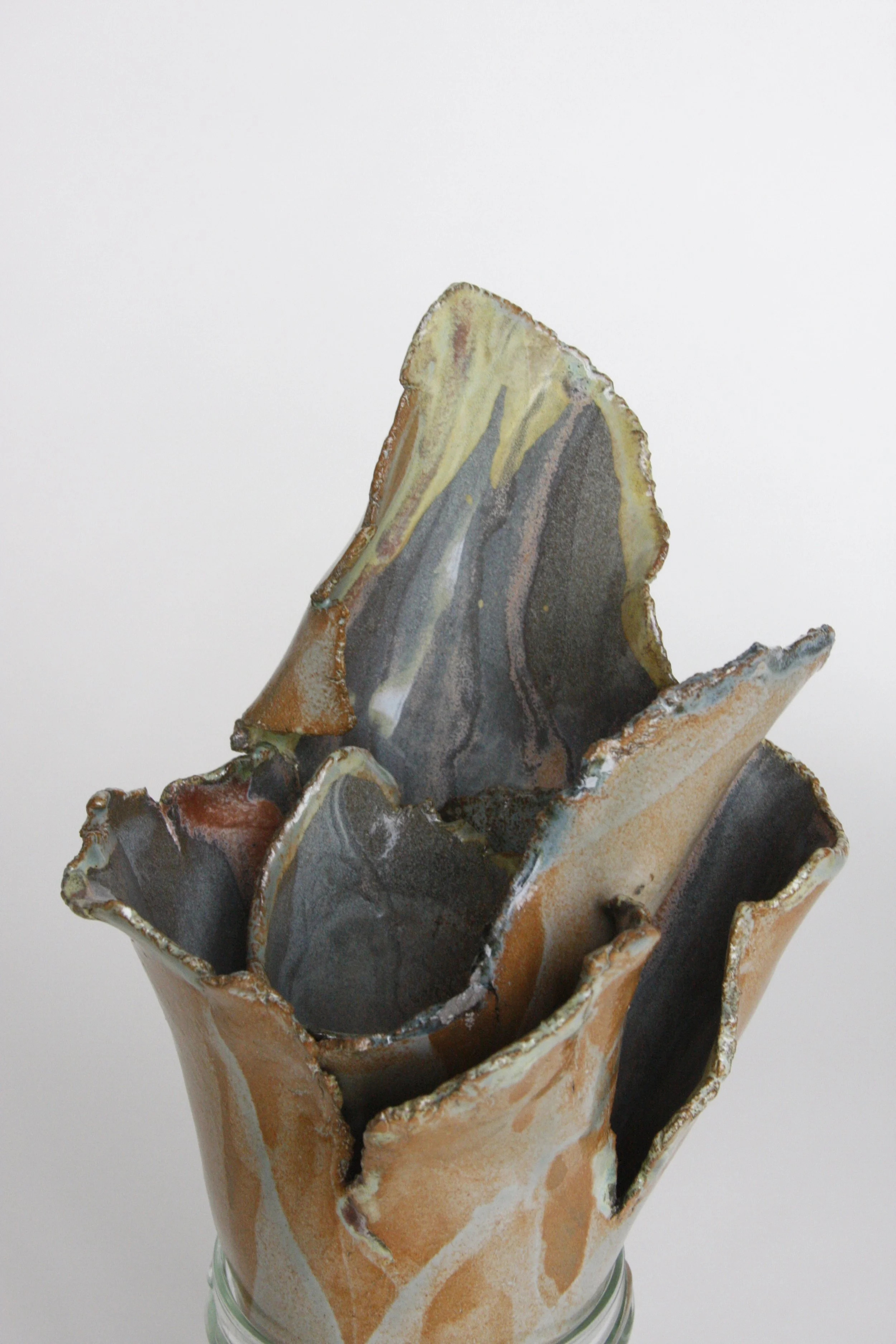 Nesting flower form 2009
stoneware and glaze