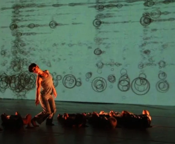 LOSTWAX MULTIMEDIA DANCE