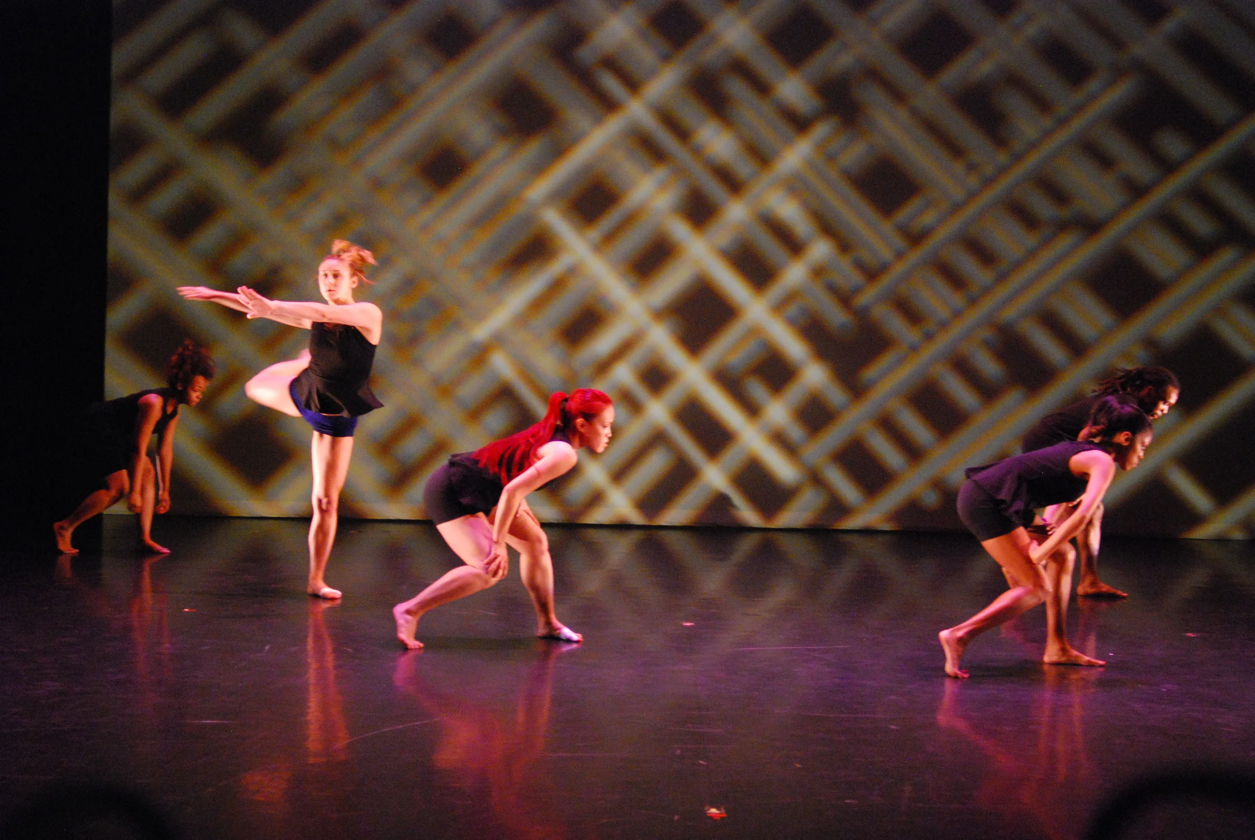 JO-ME DANCE THEATRE