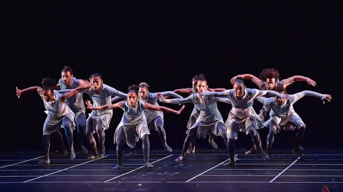 KUN-YANG LIN / DANCERS