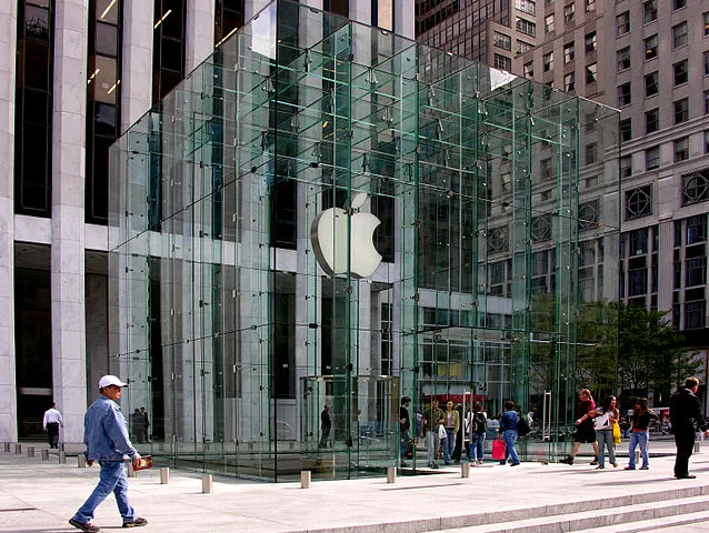 Apple_store_fifth_avenue.jpg