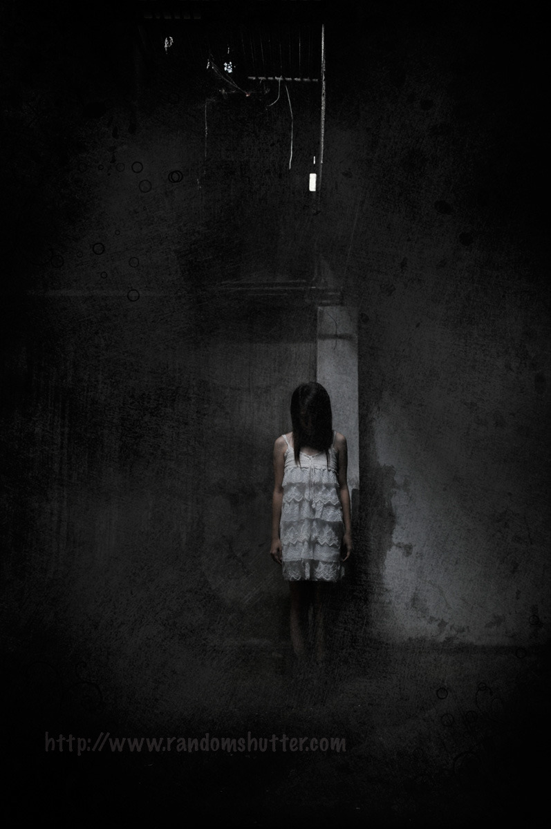 100703-dark-001_med.jpg