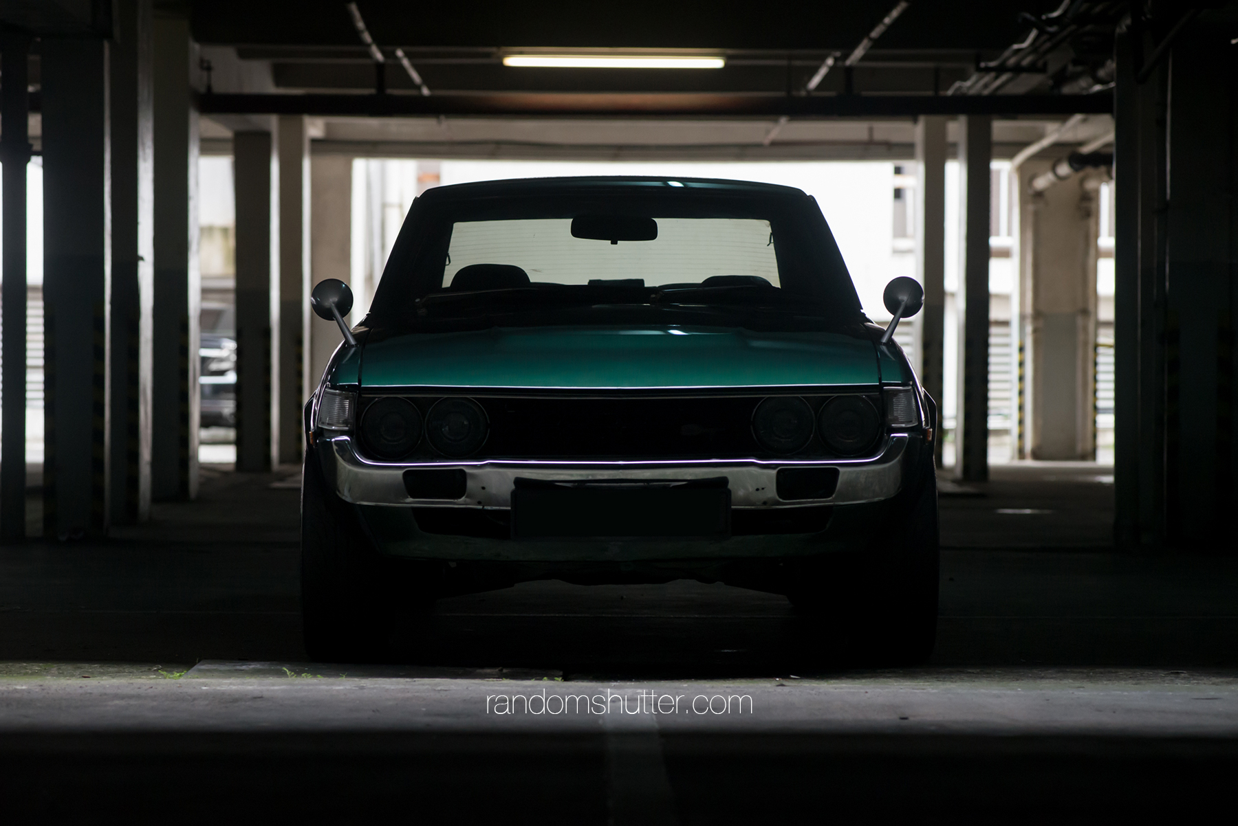 This shot was inspired by my wife. I just tried my best to copy it on the dSLR :P I think she did a better job