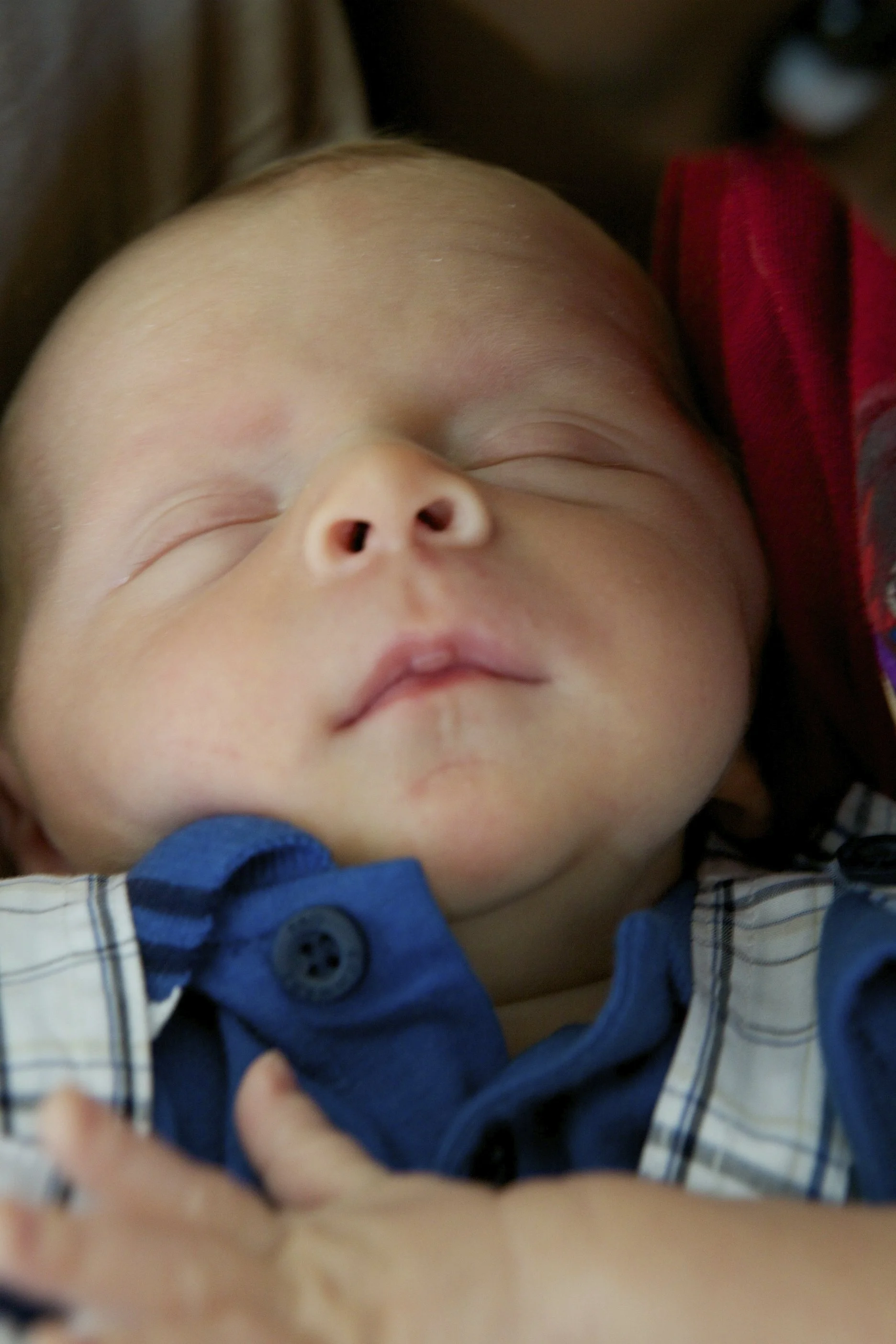 ThomasNewBornPix2012-07-20n30429.jpg