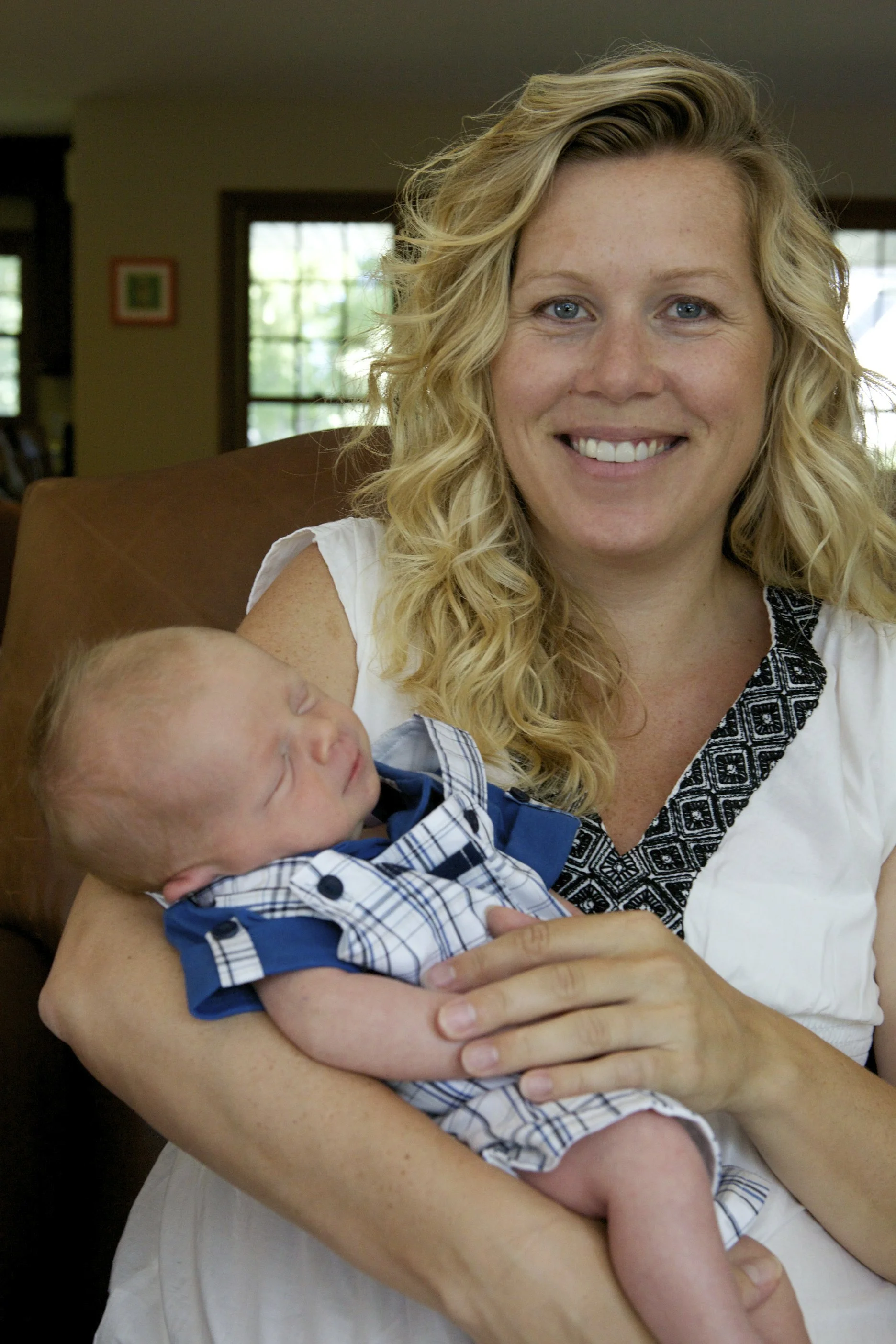 ThomasNewBornPix2012-07-20n30433.jpg