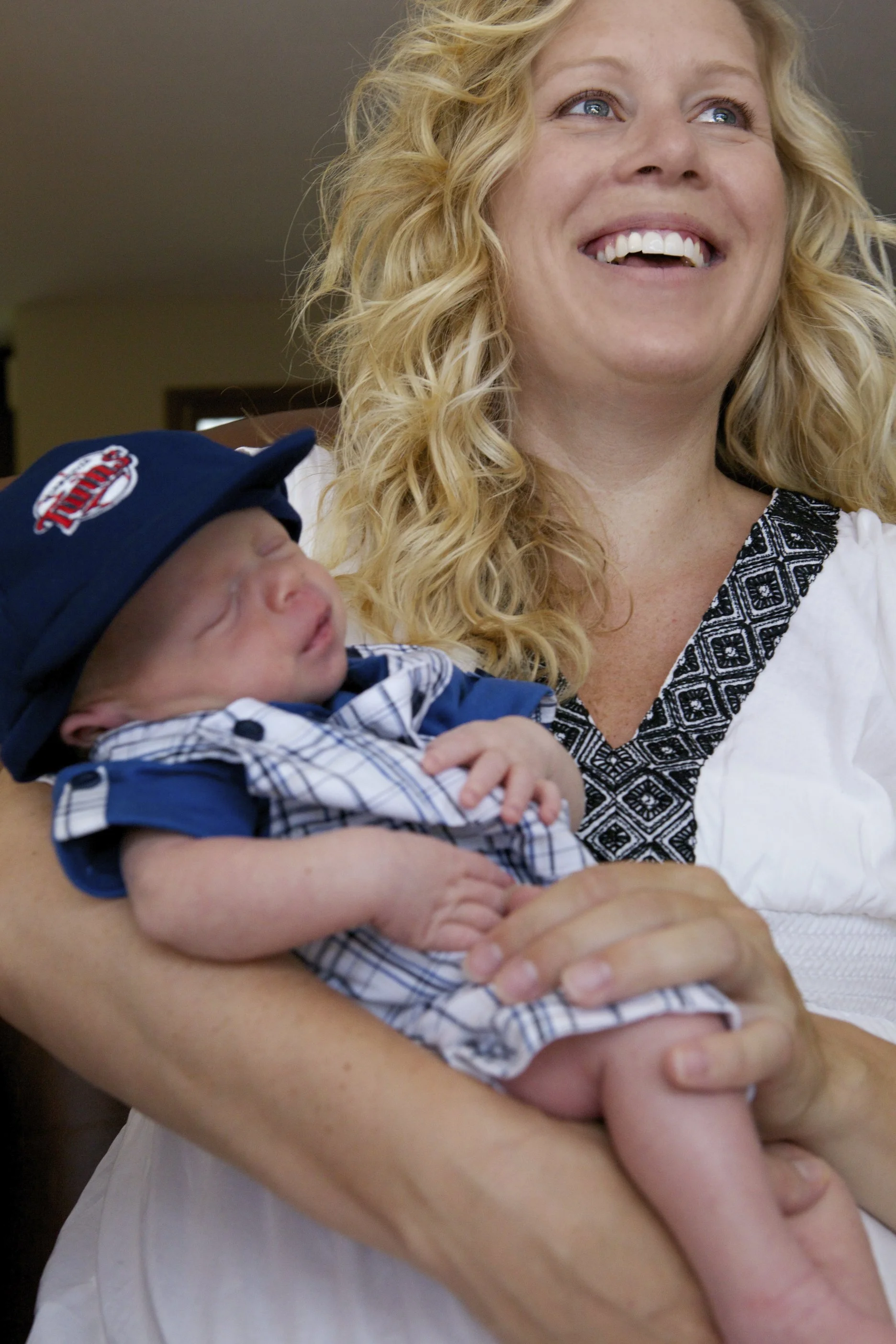 ThomasNewBornPix2012-07-25n30459.jpg