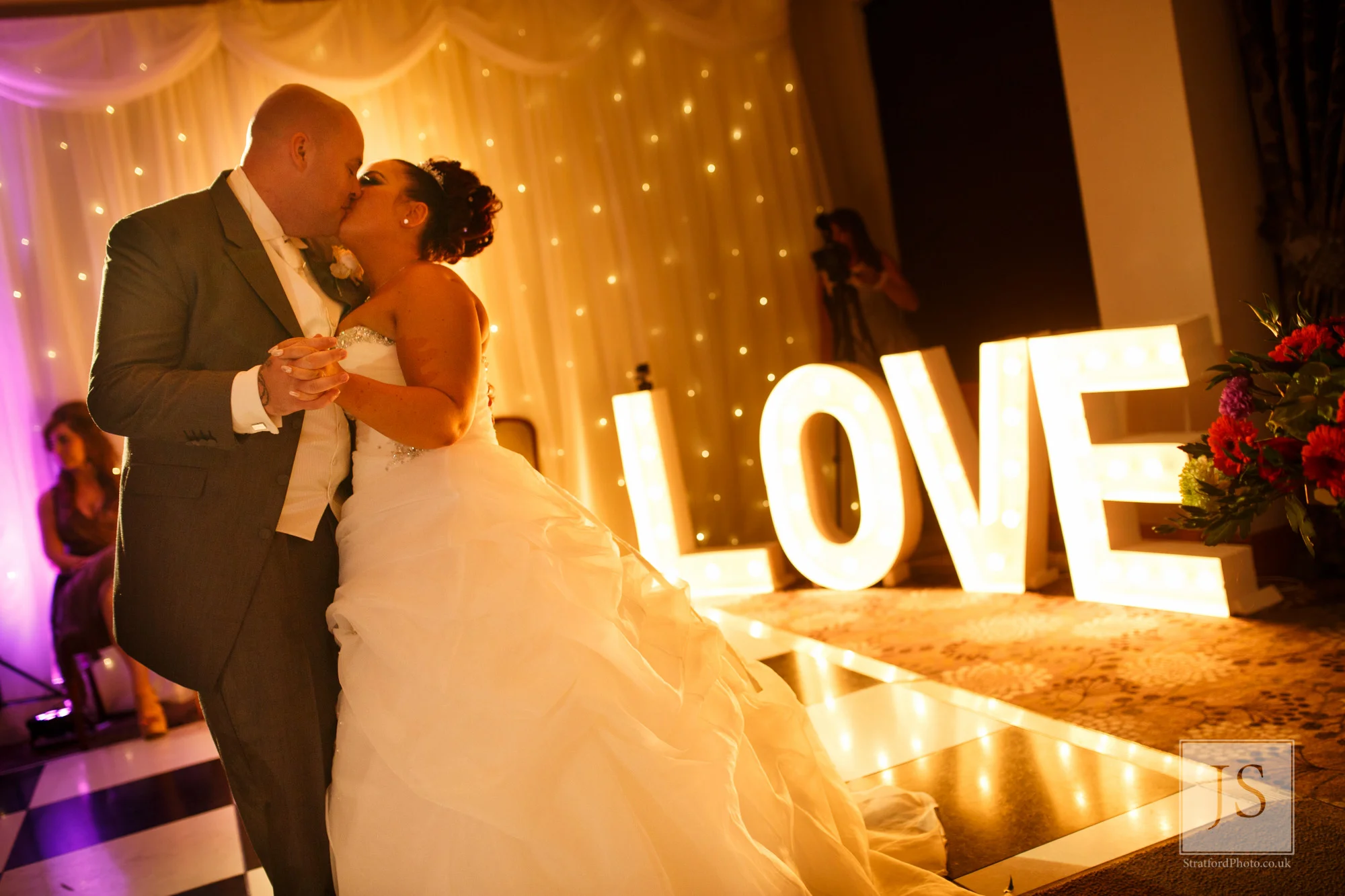 Danielle & Lee 2172.jpg