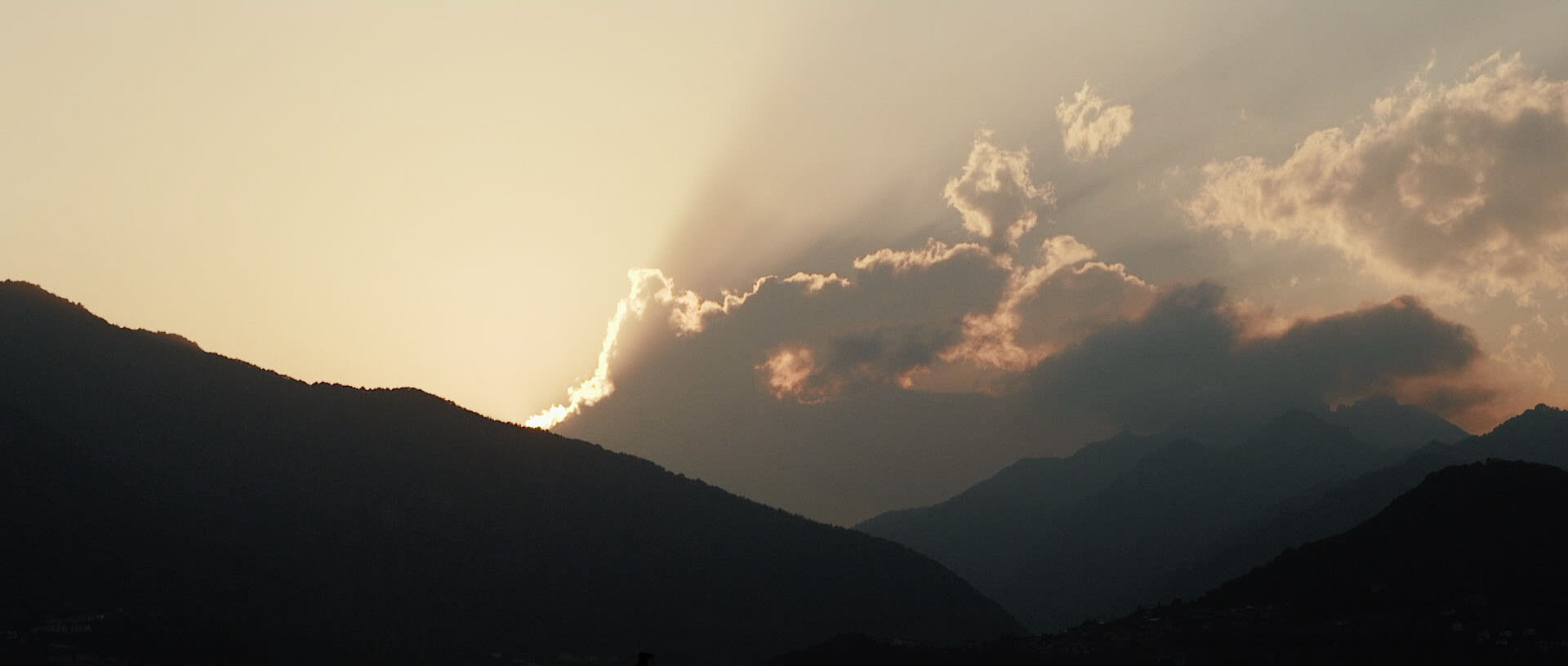 Lucy & Francesco Malcesine Italy Lake Garda Destination Wedding Video Film with Sparklers 33.jpg