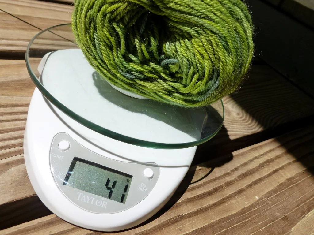 Knitting Scale-4KCBWday6.jpg