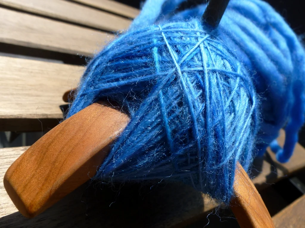 SpinningPencilRoving4.jpg
