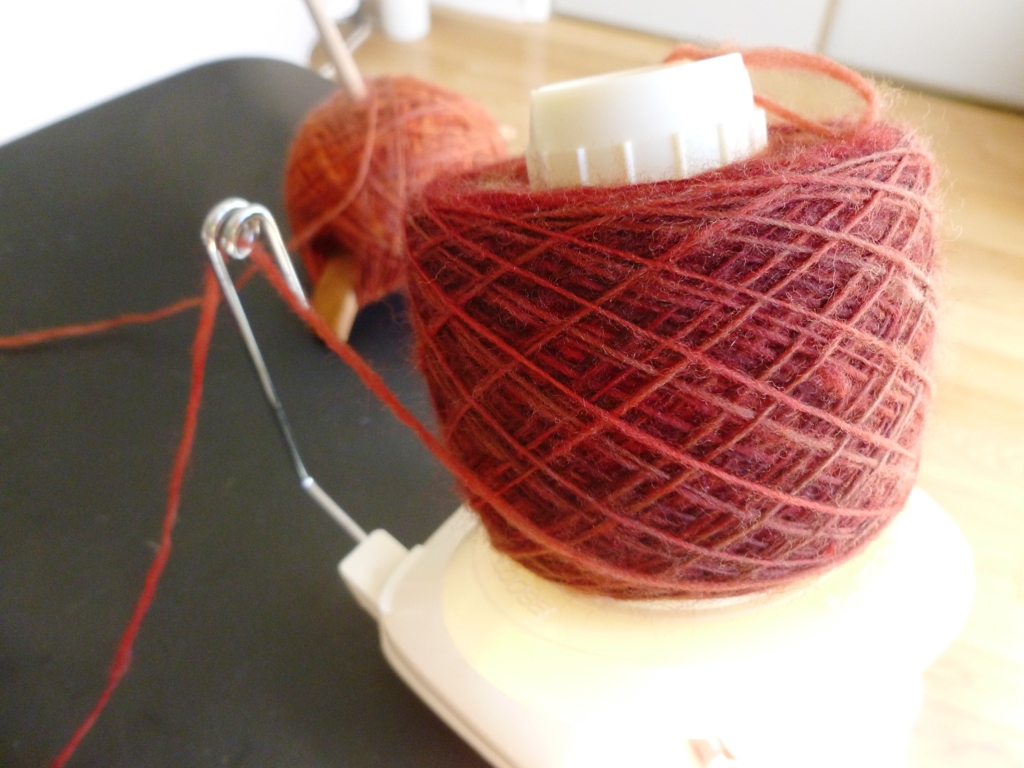 How to Un-Ply Yarn — With Wool How To Cut Yarn Without Scissors