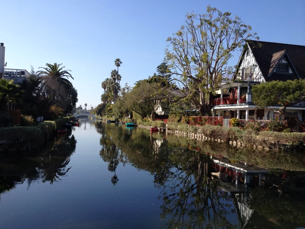 Venice-Canals-LA.jpg