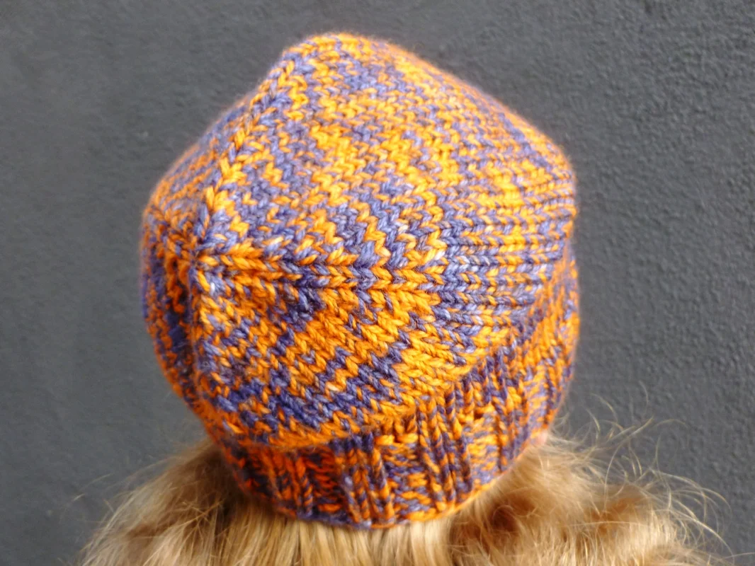 Cornered-Slouch-Hat-Decreases.jpg