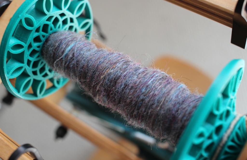 How spinning a sample before starting a big project made me a happy spinner and got me the handspun I wanted. | withwool.com