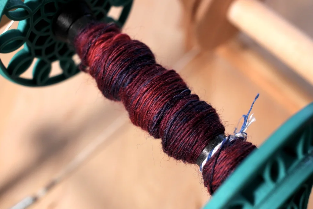 Taking a spinning class about color was a great way to start my #The100DayProject, #100HandspunDays. | withwool.com