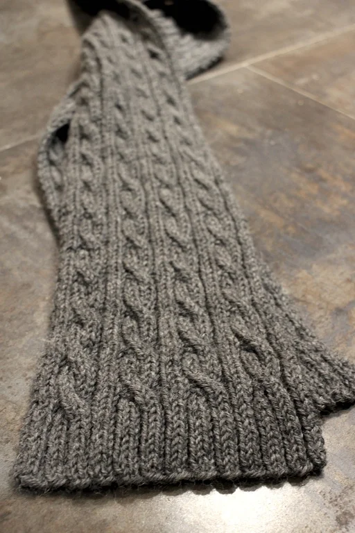 A little bit of monogamous #knitting works! I knit a scarf and hat in 2.5 weeks. | withwool.com