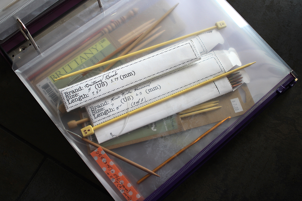 How to organize knitting needles [4 different systems that work]