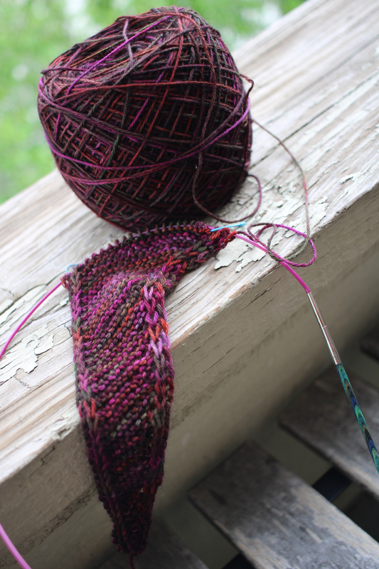 The Curve of a Boat shawl has been a great distraction from all the coughing. | withwool.com #knitting #knitshawl #hedgehogfibers