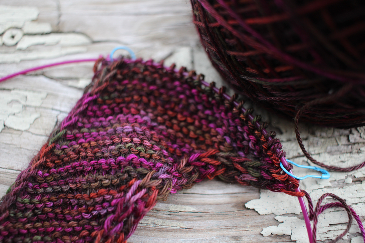 The Curve of a Boat shawl has been a great distraction from all the coughing. | withwool.com #knitting #knitshawl #hedgehogfibers