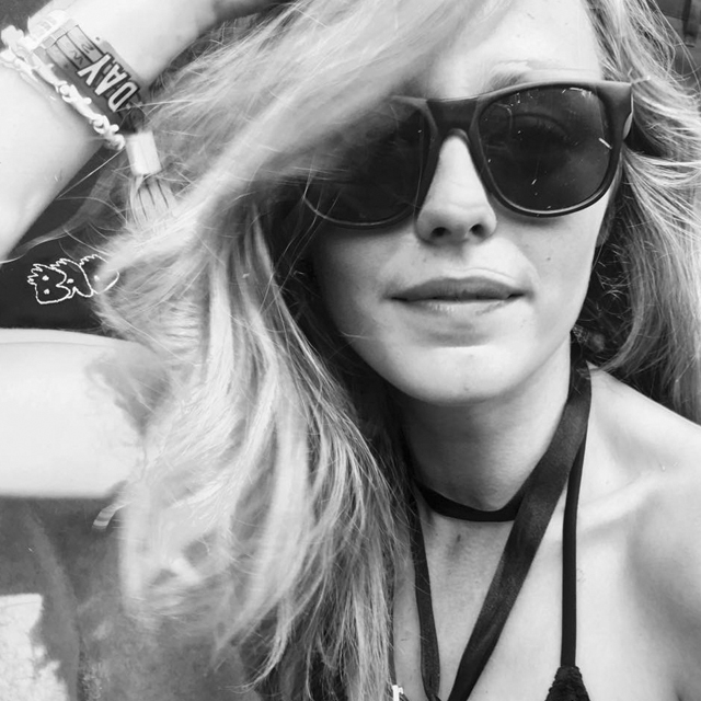 ALLI LINDSEY (AUSTIN TX) CONTRIBUTOR / DANCING KWEEN / KEEPING AUSTIN WEIRD ALLI@BEAUTIFULBUZZZ.COM