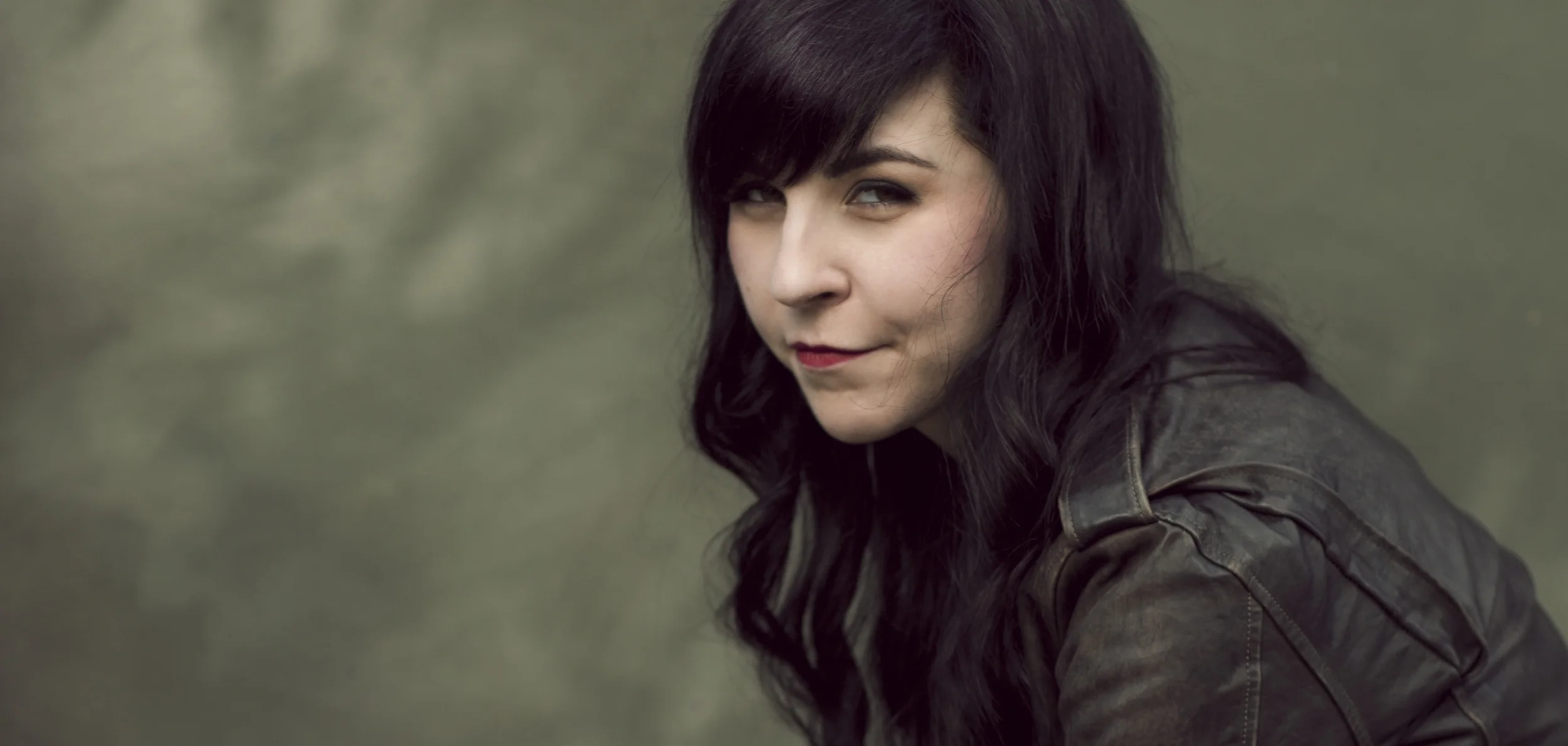Headshot Crop.jpg