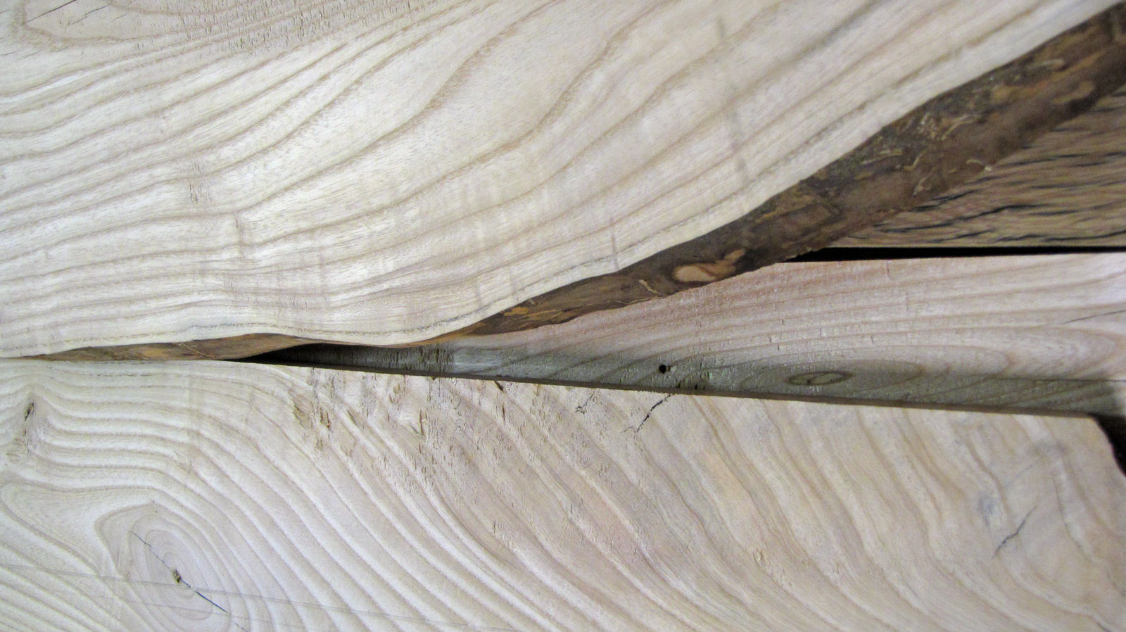 rough-planed-ash.jpg