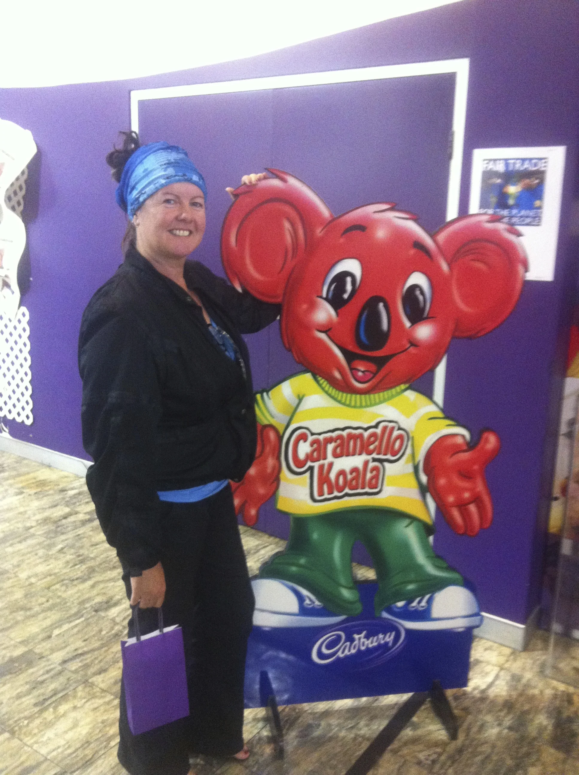 Cat & Freddo.