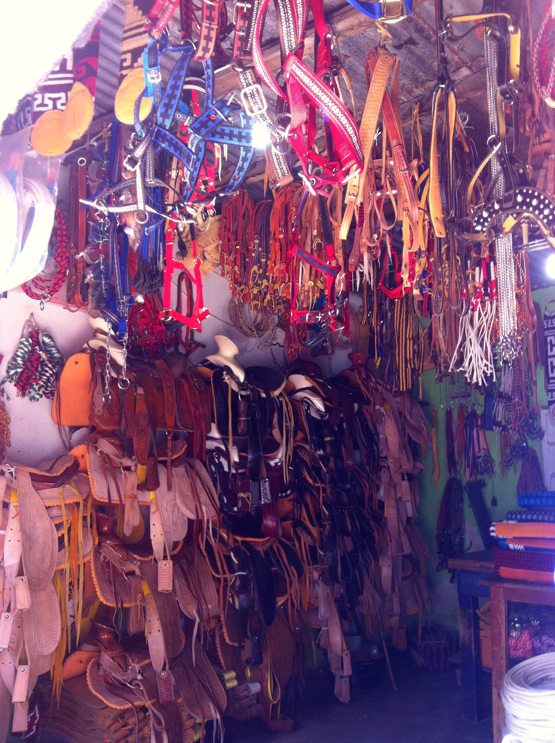 Saddle store