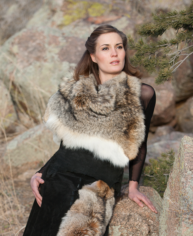 12282013_CoyoteCouture_Fur-Stole-Cropped_263.jpg