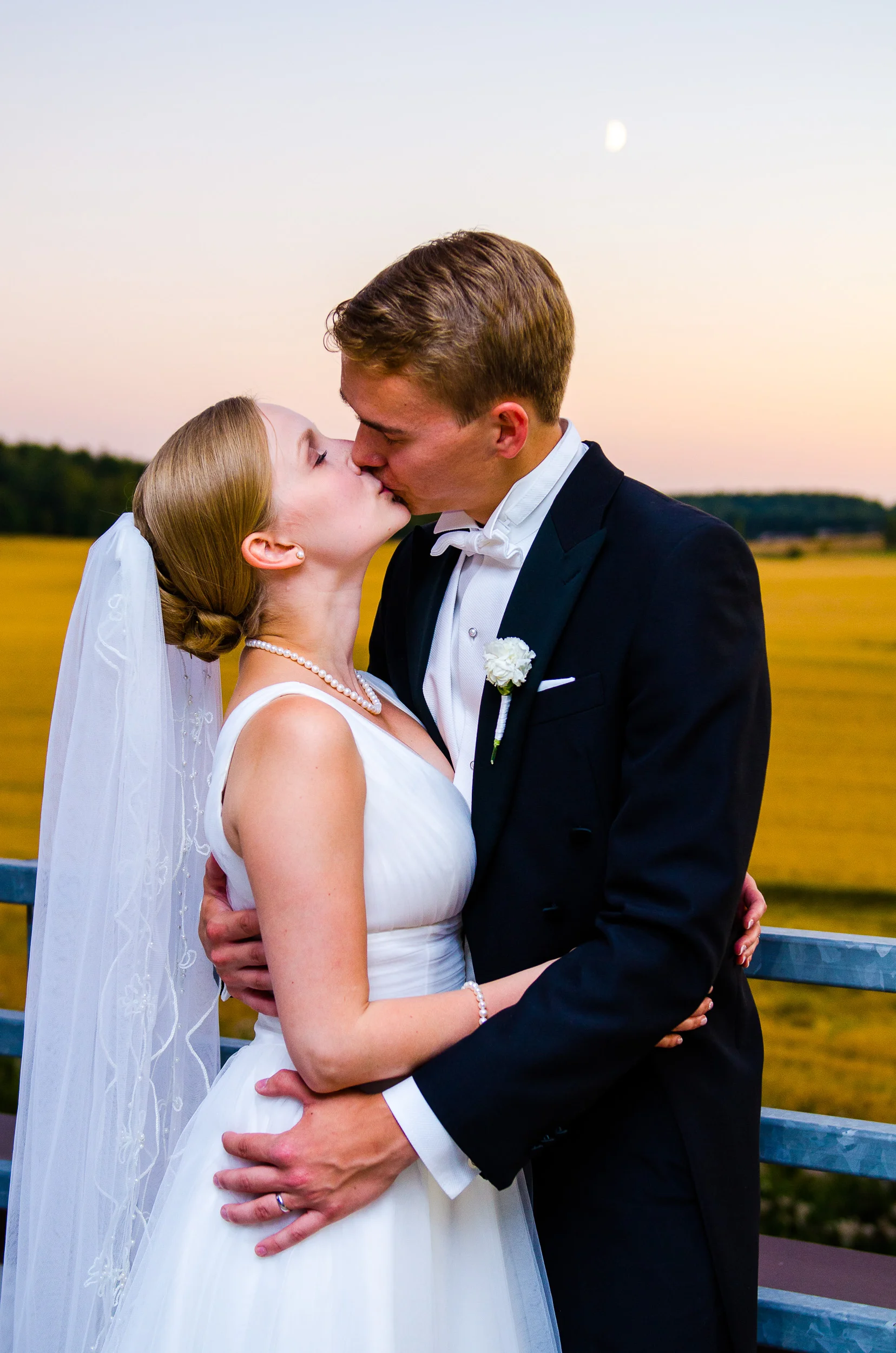 LaurajaTomi-6995.jpg