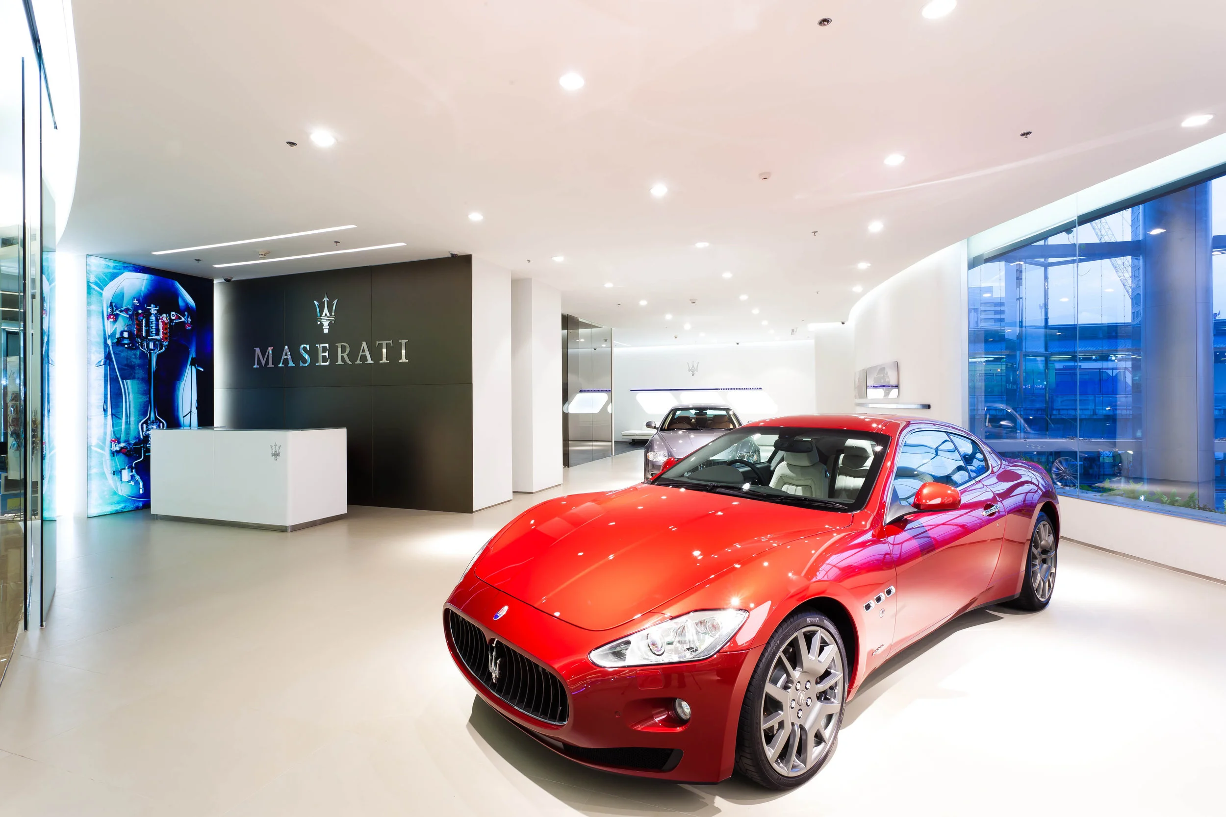 Maserati-0803 copy.jpg