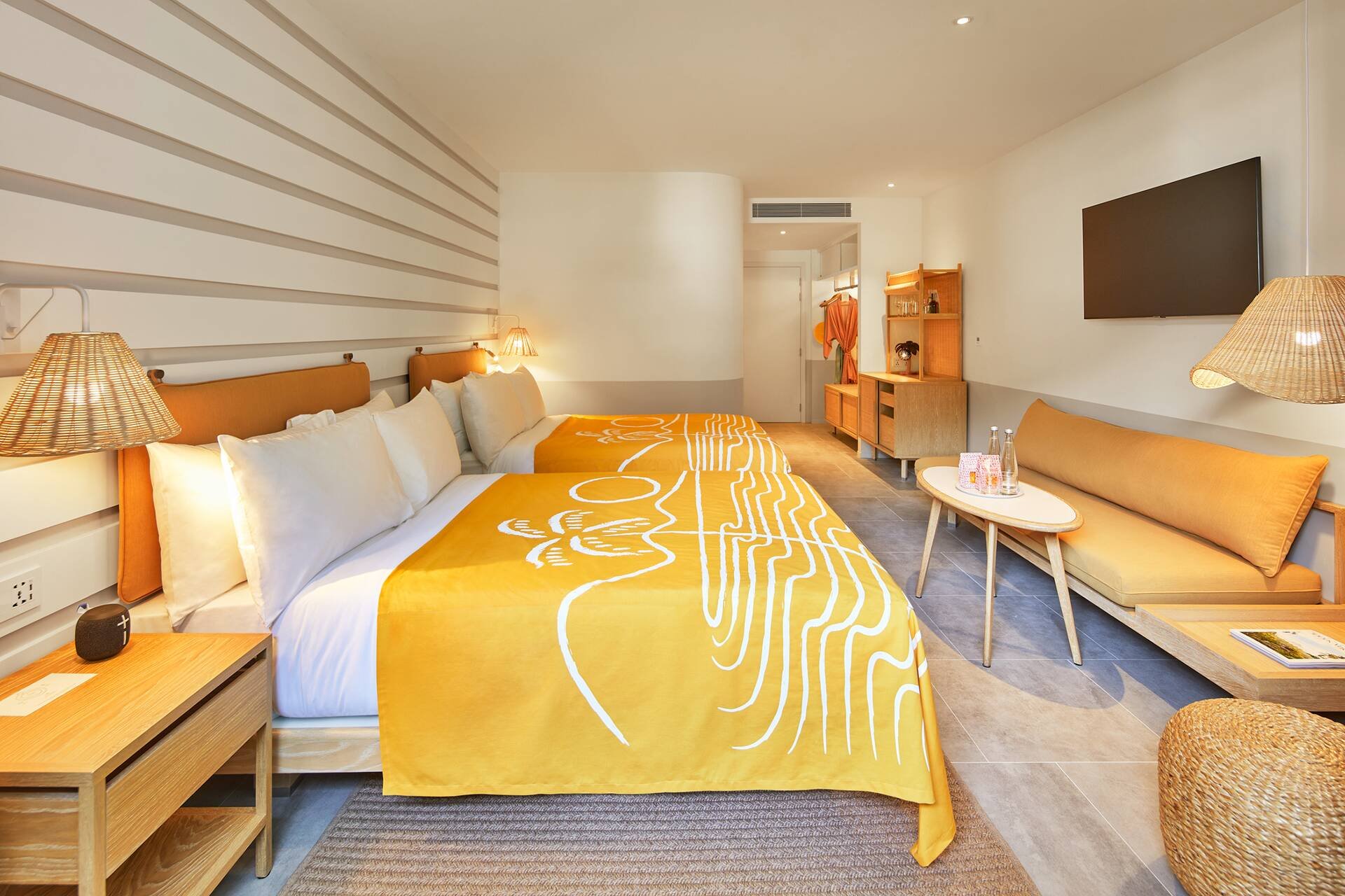 3-standard-double-reverse-master-bedroom.jpg