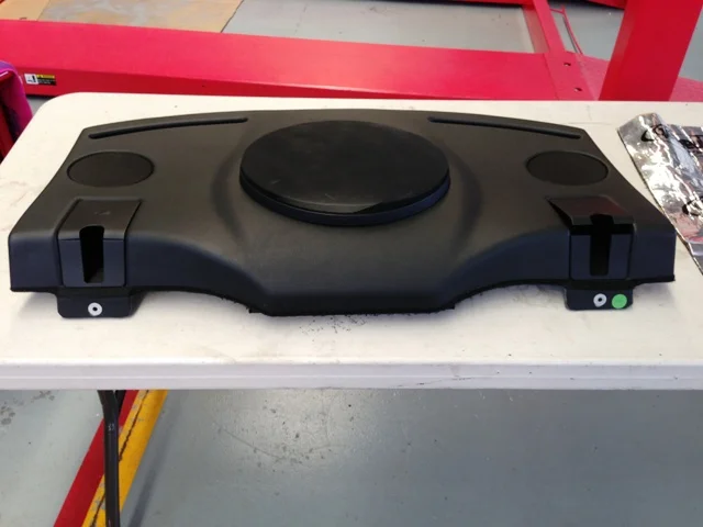 Customised rear shelf to make a feature of the new sub-woofer while keeping in line with the factory theme.