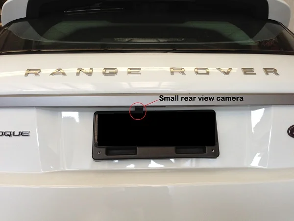 The small rear camera hides neatly under the tailgate.