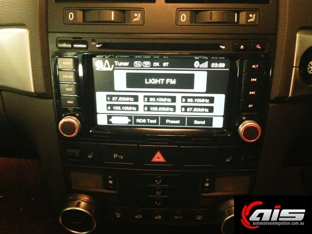 A clear display with well labeled functions.