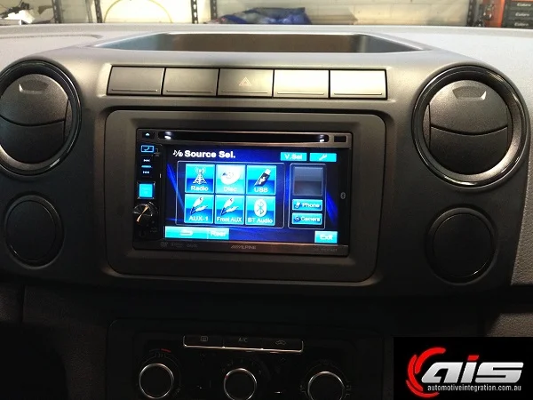 The easy to read display fits perfectly with the Alpine dash kit.