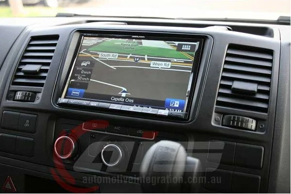 High resolution 3D mapping makes find your destination easy.