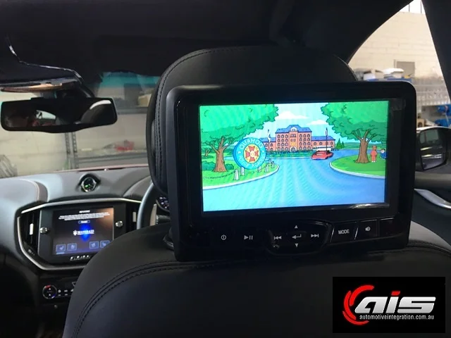 The crisp image on the he definition OEM look screens. 